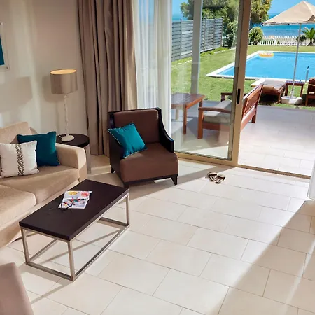 אתר נופש Tui Magic Life Maris - Adults Only הרקליון